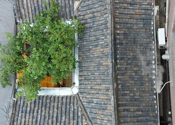 Dongmyo Hanok Sihwadang - Private Korean Style House In The Center With A Beautiful Garden 4*