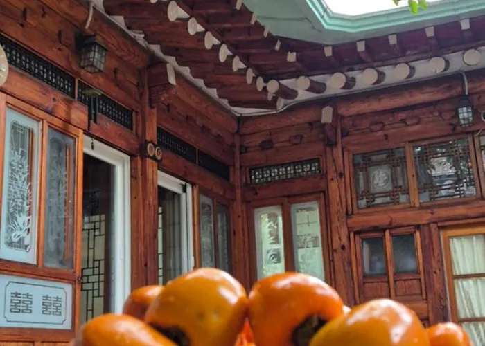 Pensión Dongmyo Hanok Sihwadang - Private Korean Style House In The Center With A Beautiful Garden 4*